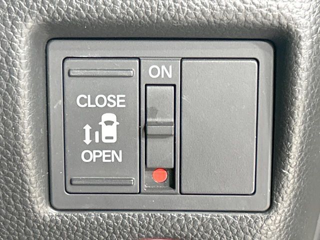 HONDA N BOX CUSTOM 2017 Image 31