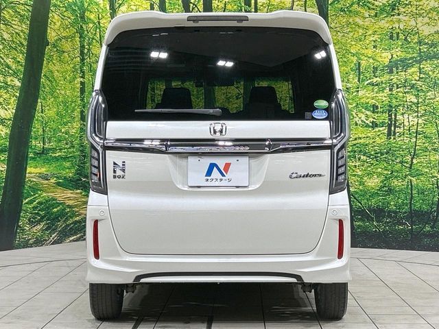 HONDA N BOX CUSTOM 2017 Image 31