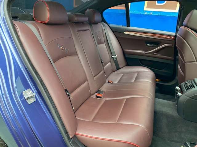 ALPINA B5 LIMOUSINE 2012 Image 31