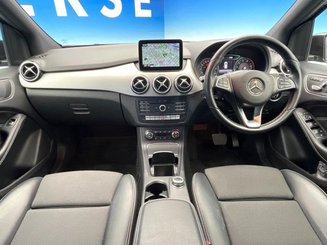 MERCEDES BENZ B CLAS 2018 Image 31