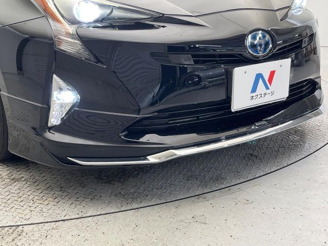 TOYOTA PRIUS 2017 Image 31