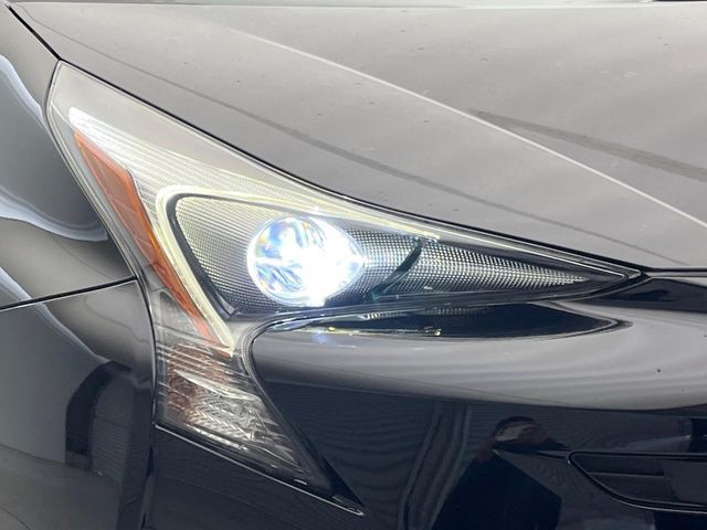 TOYOTA PRIUS 2017 Image 31