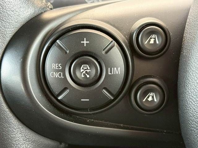 BMW MINI COOPER SD C 2020 Image 31