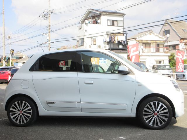 RENAULT TWINGO 2020 Image 31