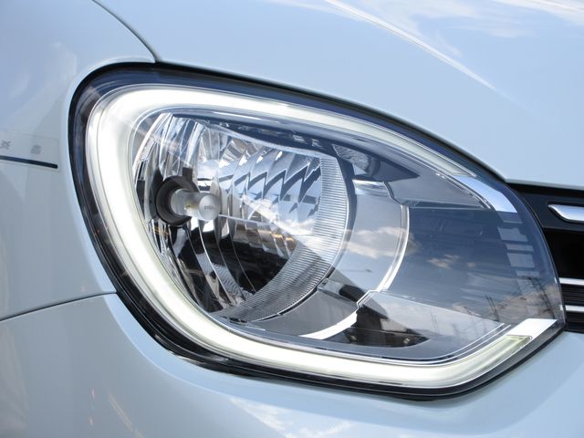 RENAULT TWINGO 2020 Image 31