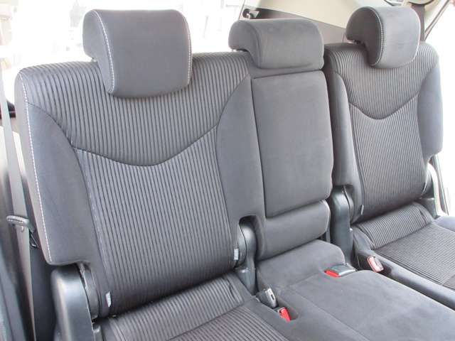 TOYOTA PRIUS ALPHA 2016 Image 31