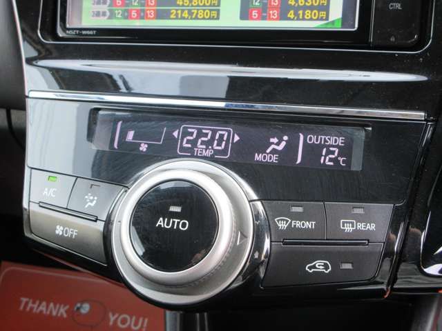 TOYOTA PRIUS ALPHA 2016 Image 31