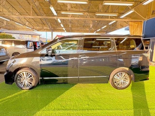 NISSAN ELGRAND 2023 Image 31