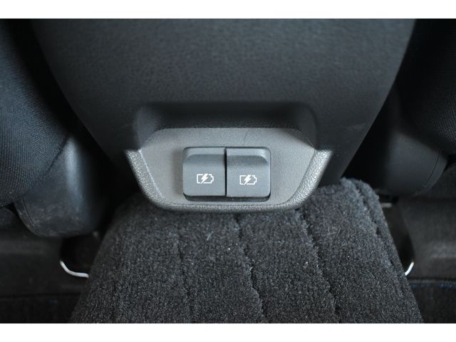 NISSAN LEAF 2021 Image 31