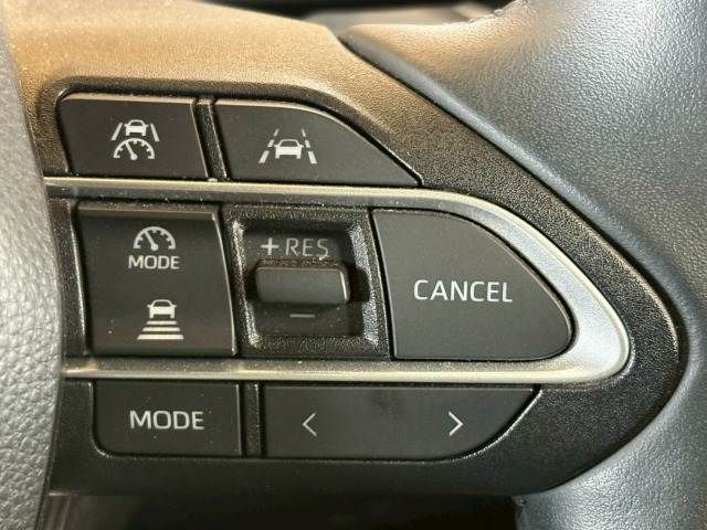 TOYOTA VOXY HYBRID 2023 Image 31