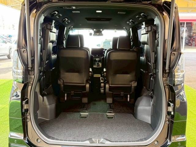 TOYOTA VOXY HYBRID 2023 Image 31