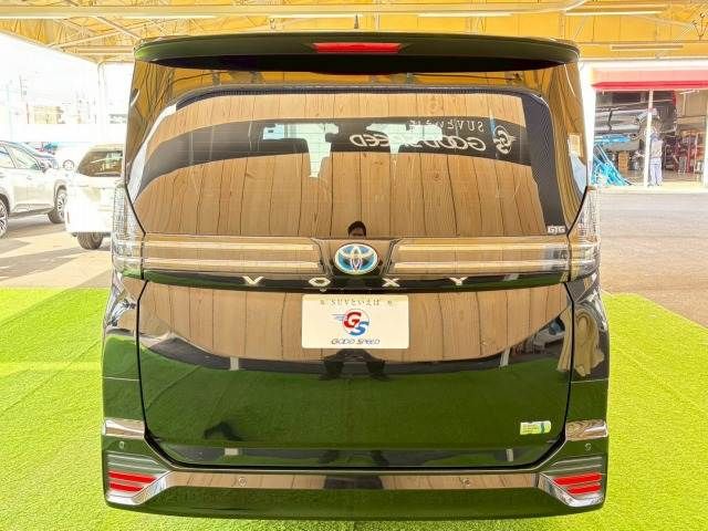 TOYOTA VOXY HYBRID 2023 Image 31