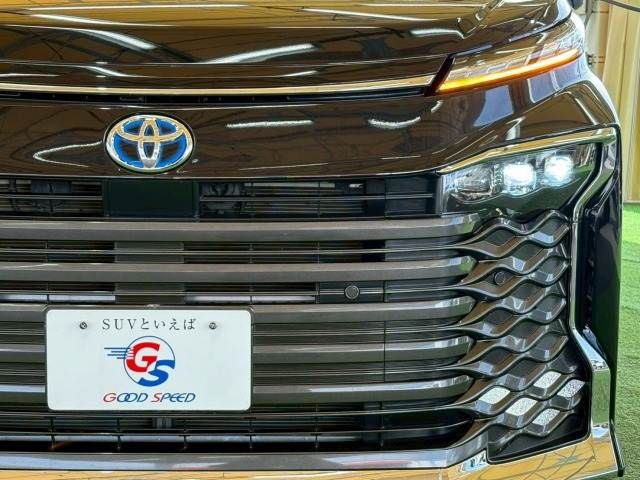 TOYOTA VOXY HYBRID 2023 Image 31