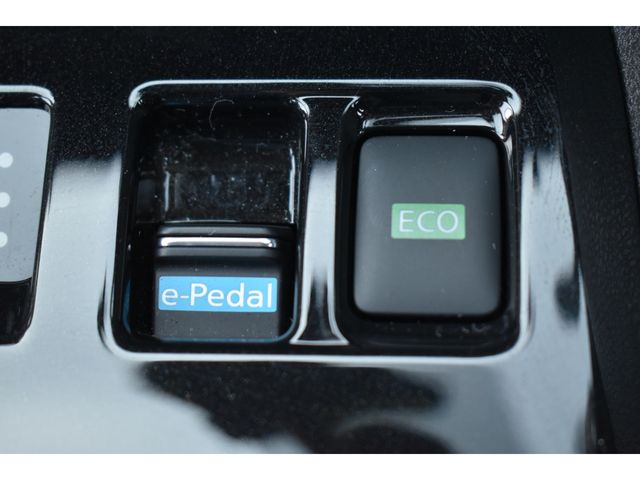 NISSAN LEAF 2024 Image 31