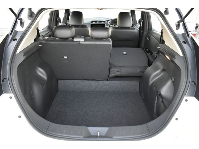 NISSAN LEAF 2024 Image 31