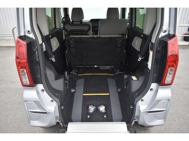 DAIHATSU TANTO 2022 Image 31