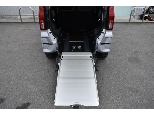 DAIHATSU TANTO 2022 Image 31