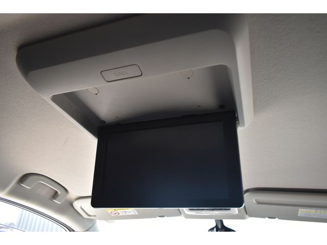 NISSAN SERENA  S-HYBRID 2017 Image 31