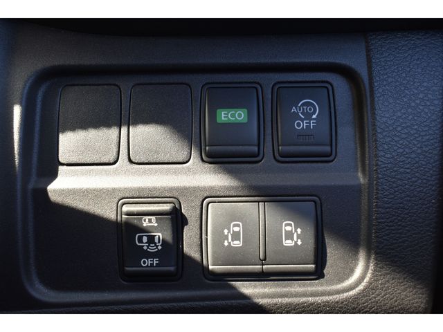 NISSAN SERENA  S-HYBRID 2017 Image 31