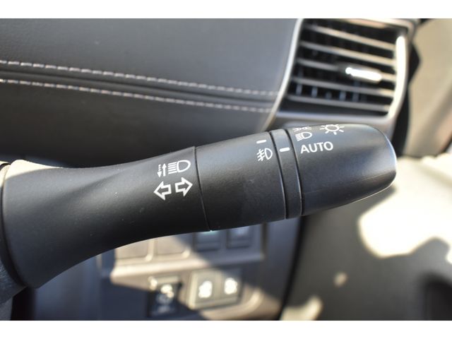 NISSAN SERENA  S-HYBRID 2017 Image 31