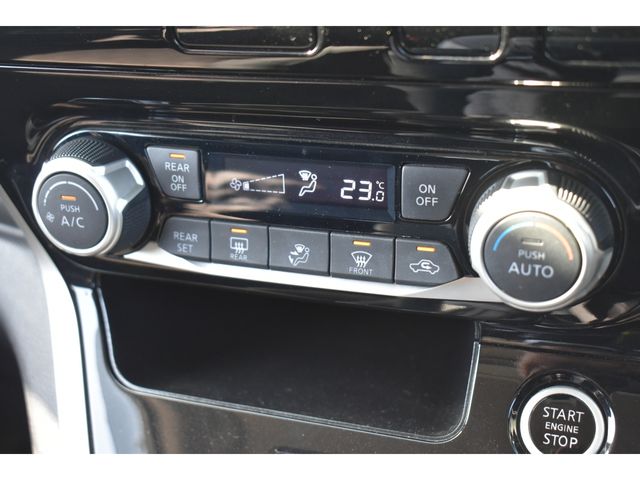 NISSAN SERENA  S-HYBRID 2017 Image 31