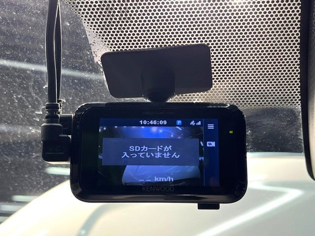 TOYOTA VOXY 2017 Image 31