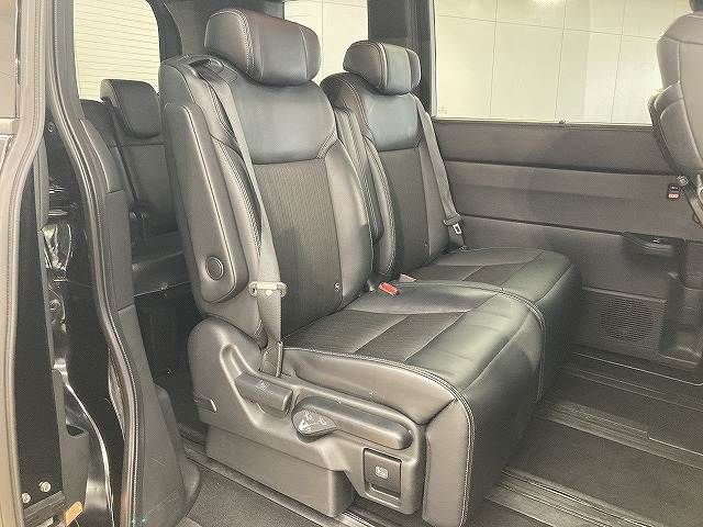 HONDA STEPWAGON E:HEV SPAD 2023 Image 31