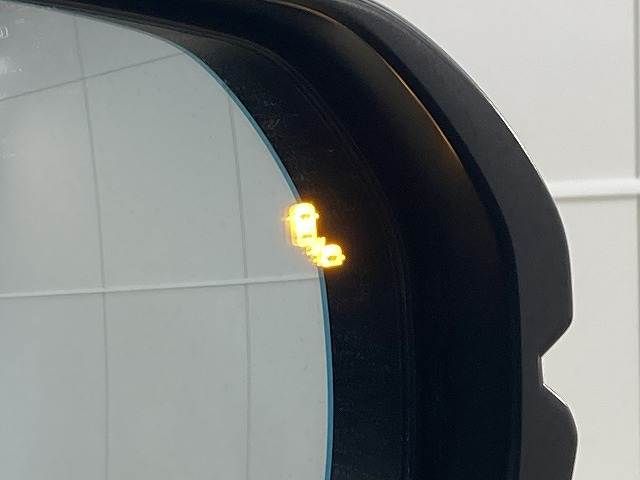 HONDA STEPWAGON E:HEV SPAD 2023 Image 31