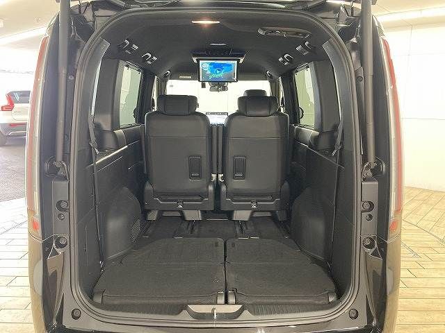 HONDA STEPWAGON E:HEV SPAD 2023 Image 31