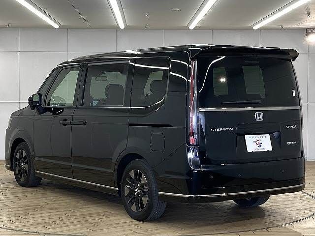 HONDA STEPWAGON E:HEV SPAD 2023 Image 31