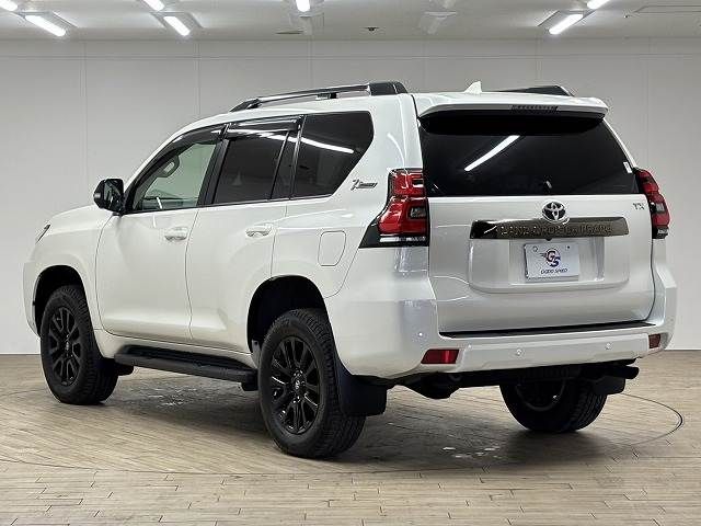 TOYOTA LANDCRUISER PRADO 2022 Image 31