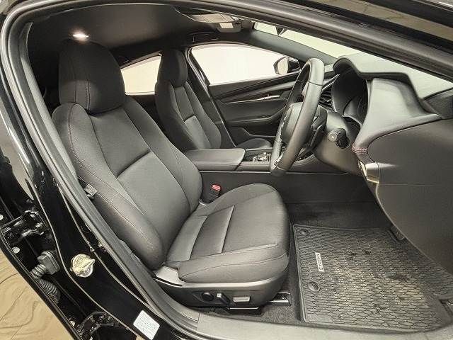 MAZDA 3 FASTBACK 2025 Image 31