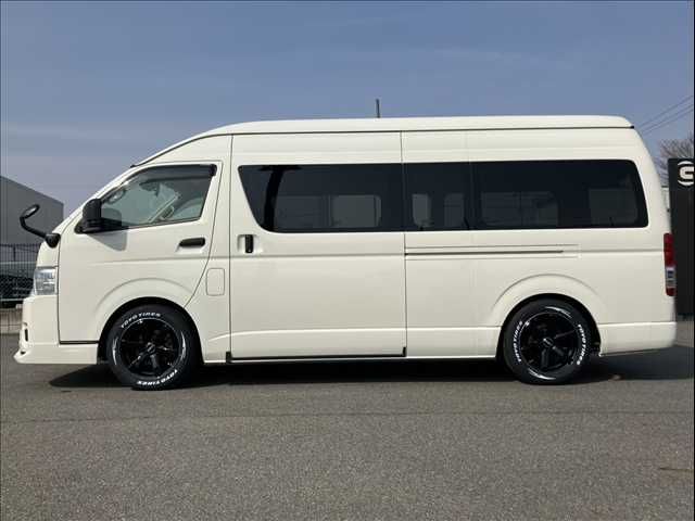 TOYOTA HIACE VAN 4WD 2023 Image 31