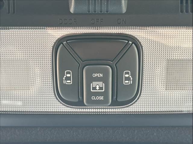 TOYOTA ESTIMA HYBRID 4WD 2018 Image 31