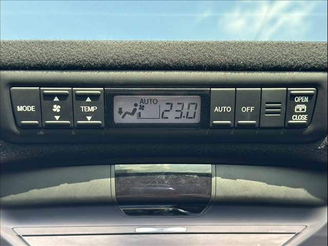 TOYOTA ESTIMA HYBRID 4WD 2018 Image 31