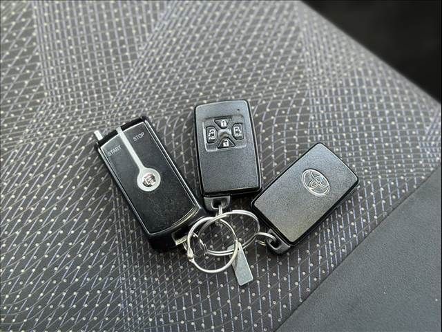 TOYOTA ESTIMA HYBRID 4WD 2018 Image 31