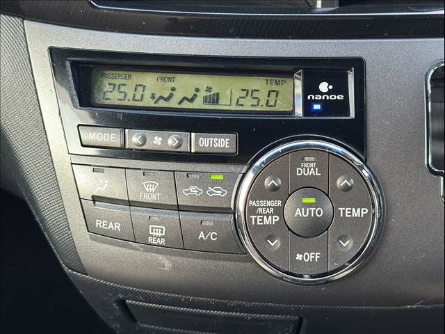 TOYOTA ESTIMA 2014 Image 31