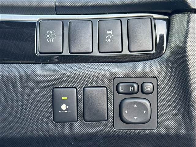 TOYOTA ESTIMA 2014 Image 31