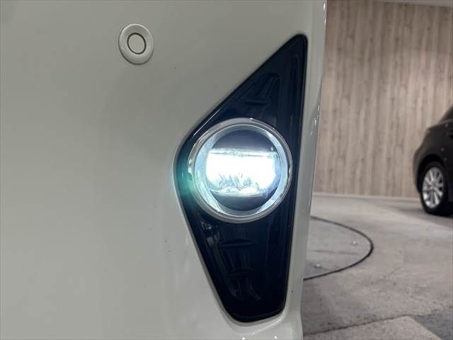 TOYOTA ALPHARD HYBRID 4WD 2015 Image 31