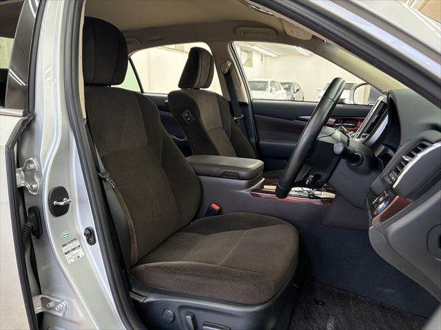 TOYOTA CROWN SEDAN HYBRID 2013 Image 31