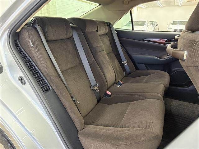 TOYOTA CROWN SEDAN HYBRID 2013 Image 31