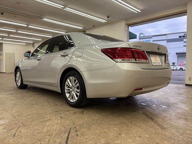 TOYOTA CROWN SEDAN HYBRID 2013 Image 31
