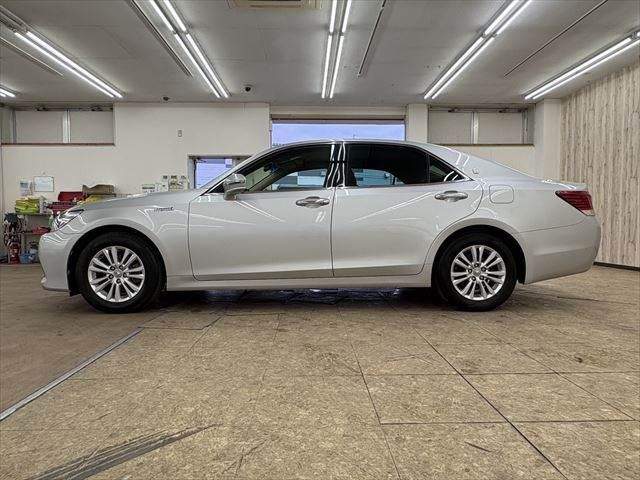 TOYOTA CROWN SEDAN HYBRID 2013 Image 31