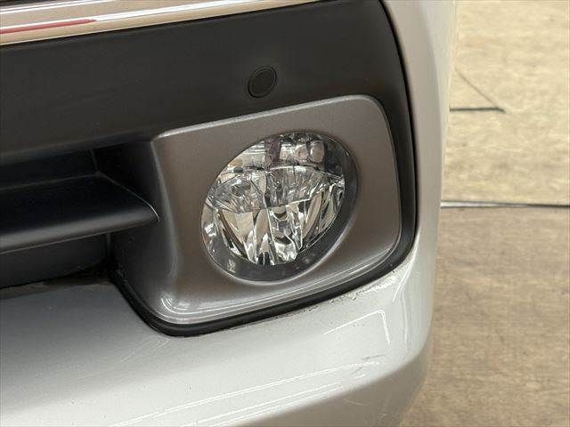 TOYOTA CROWN SEDAN HYBRID 2013 Image 31