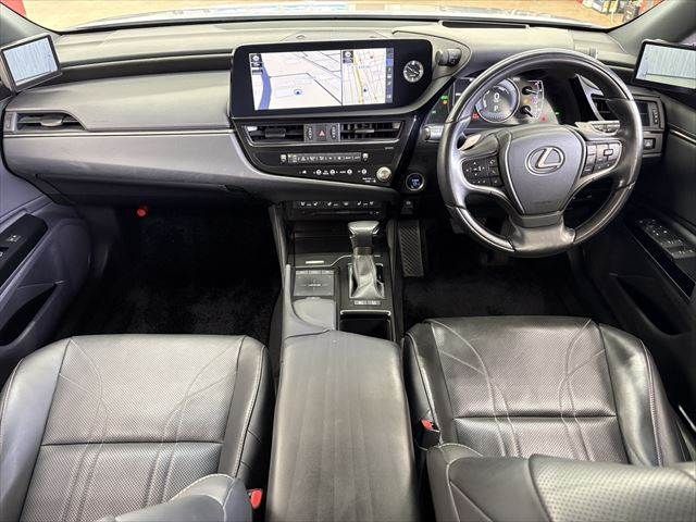 TOYOTA LEXUS ES300H 2021 Image 31