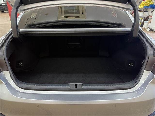 TOYOTA LEXUS ES300H 2021 Image 31