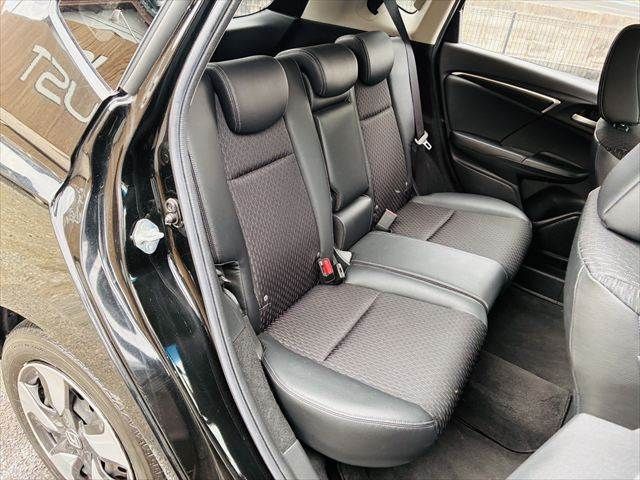 HONDA FIT HYBRID 2016 Image 31