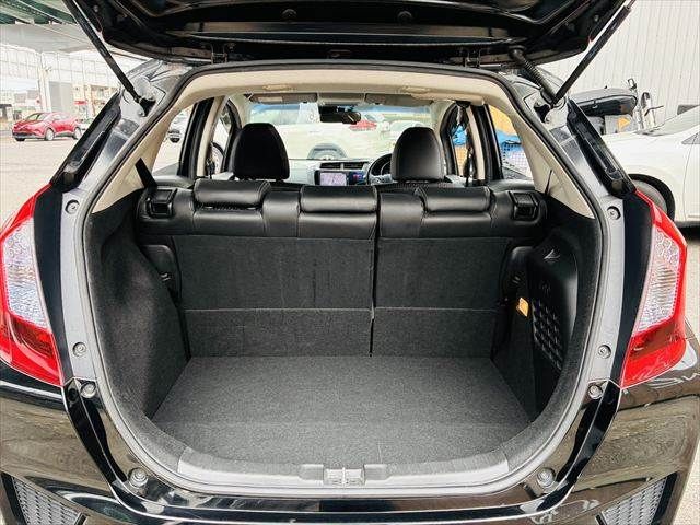 HONDA FIT HYBRID 2016 Image 31