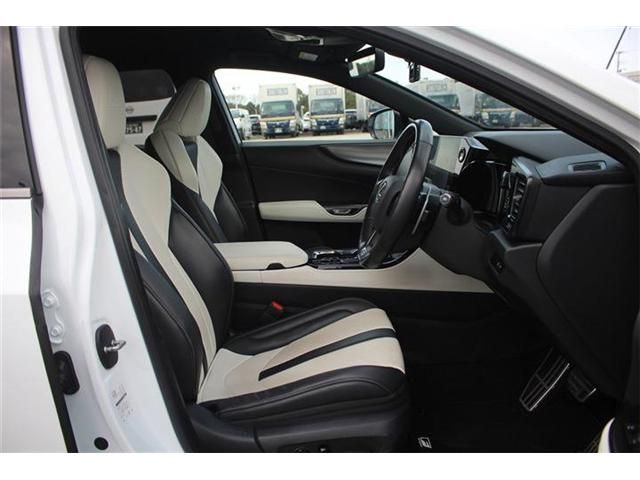 TOYOTA LEXUS NX350H AWD 2022 Image 31