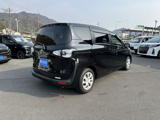 TOYOTA SIENTA 2017 Image 31